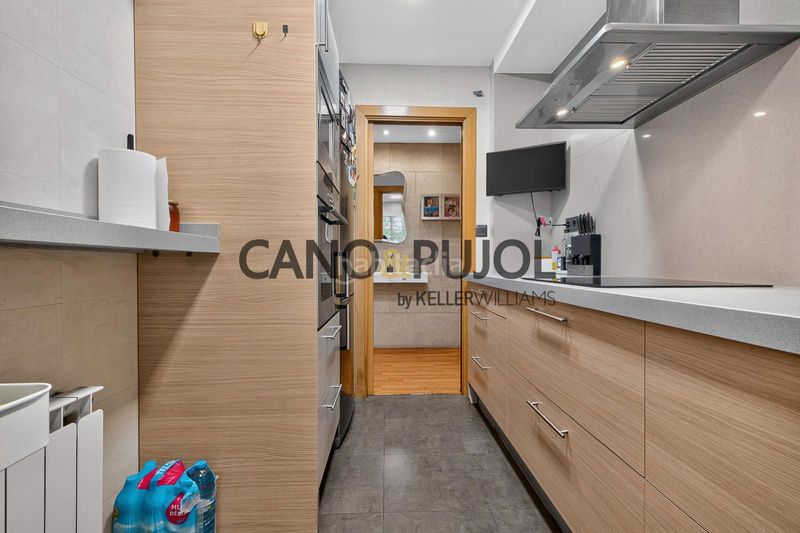 Foto f4b3a3ff-618d-4098-bb03-e9bfd24e43a3. Pis amb calefacció aparcament a Ca n´Alzamora Rubí