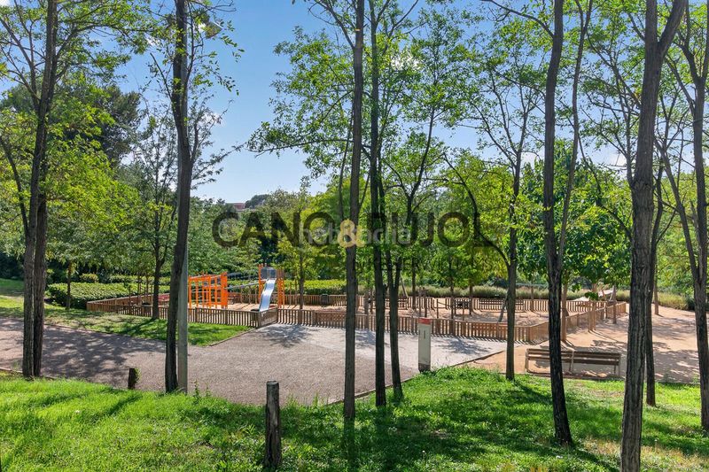 Foto 1bd12c34-ea3b-4d28-b856-db1780816dca. Àtic amb calefacció aparcament piscina a Ca n´Alzamora Rubí