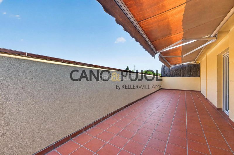 Foto 8414e1c6-fb80-4bb2-a251-ab26e13e741a. Àtic amb calefacció aparcament piscina a Ca n´Alzamora Rubí
