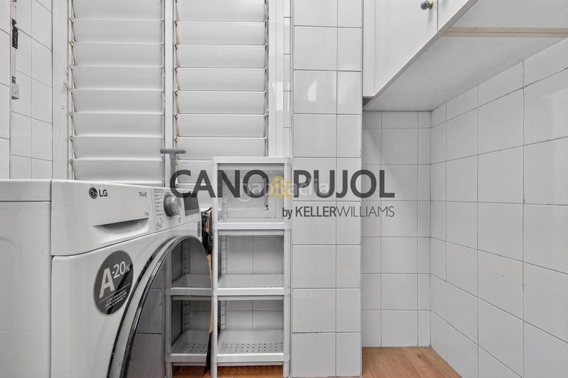 Foto b0c3aa3e-b22f-4169-8129-544b73f45ed5. Àtic amb calefacció aparcament piscina a Ca n´Alzamora Rubí