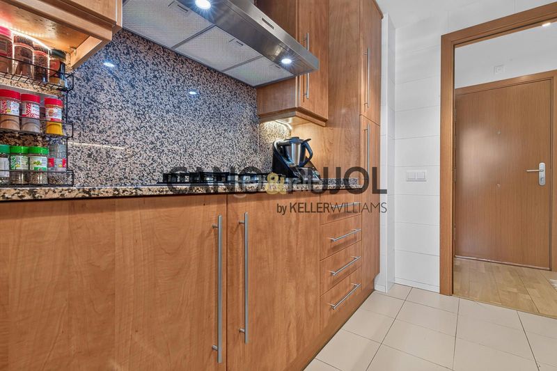 Foto 0b28c3ee-2b8d-43a0-b62c-92153bace4da. Etagenwohnung mit heizung parking pool in Corbera de Llobregat