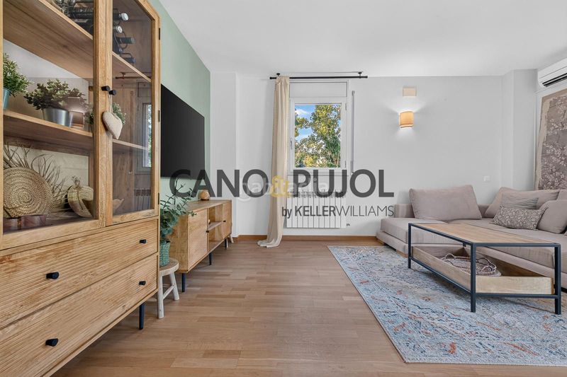 Foto 2f00f4e8-168e-4d40-b962-e8755683dfe5. Etagenwohnung mit heizung parking pool in Corbera de Llobregat