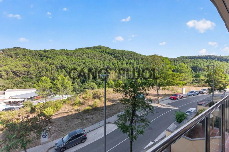 Foto 2f743da7-d96c-488d-a50e-d790ea1f5ddb. Etagenwohnung mit heizung parking pool in Corbera de Llobregat