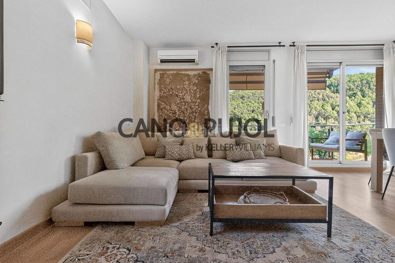 Foto 7f0315b9-a7dd-4e3d-862d-d6cbfefa2a16. Etagenwohnung mit heizung parking pool in Corbera de Llobregat