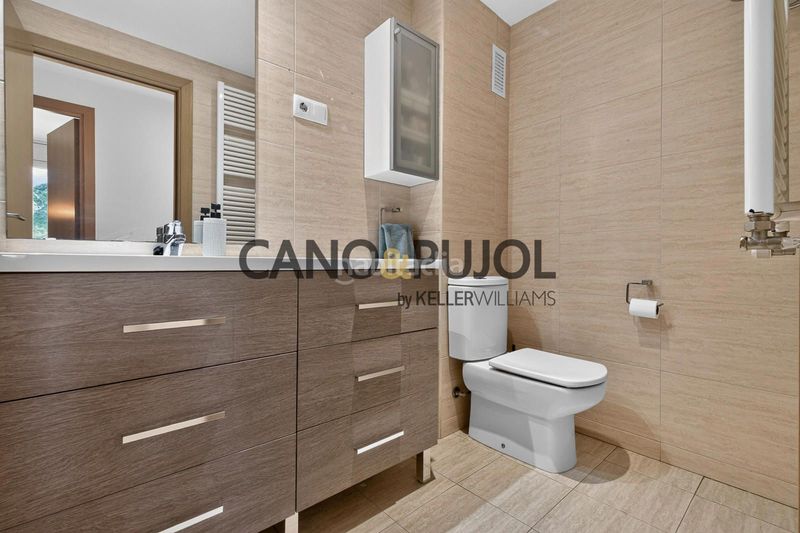Foto 8e56d679-06d3-44d9-a4d7-89261d3e2b8b. Etagenwohnung mit heizung parking pool in Corbera de Llobregat