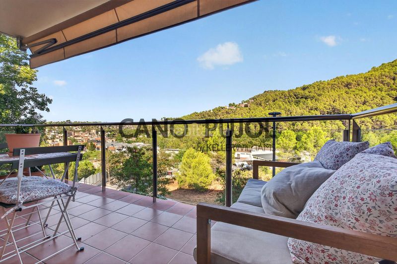 Foto 8efc76c7-e5ef-4977-aee2-2837dc65020d. Etagenwohnung mit heizung parking pool in Corbera de Llobregat