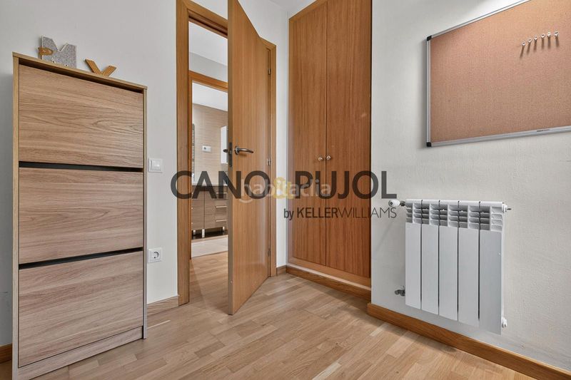 Foto a2700fac-e93f-4dd0-8cf4-e0159a41d7ec. Etagenwohnung mit heizung parking pool in Corbera de Llobregat