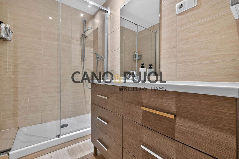 Foto aeded29c-18c3-4ac3-a07e-bc99941b056d. Etagenwohnung mit heizung parking pool in Corbera de Llobregat