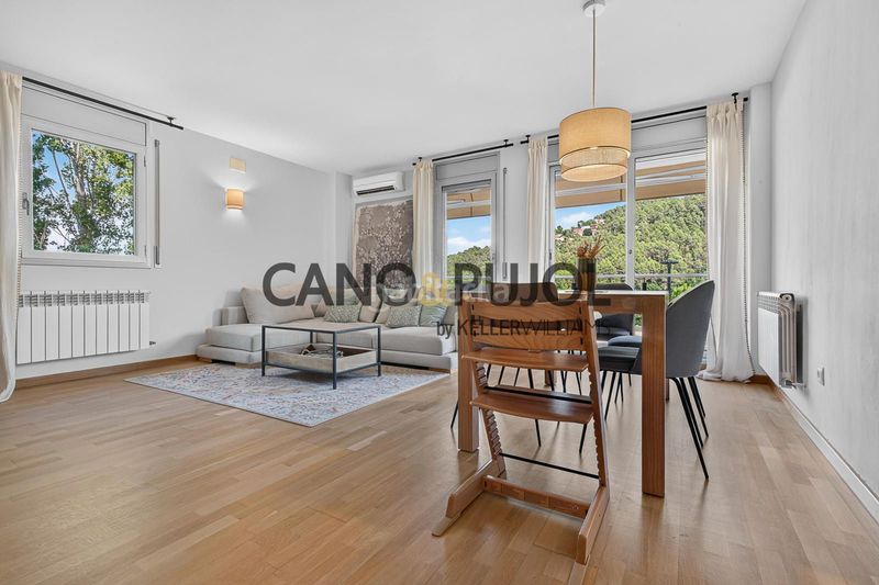 Foto ca7141f1-050c-4e40-bd8c-59d34392bc8f. Etagenwohnung mit heizung parking pool in Corbera de Llobregat