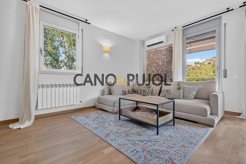 Foto d14b83aa-1b20-451a-b0ee-8bcfad1143d2. Etagenwohnung mit heizung parking pool in Corbera de Llobregat