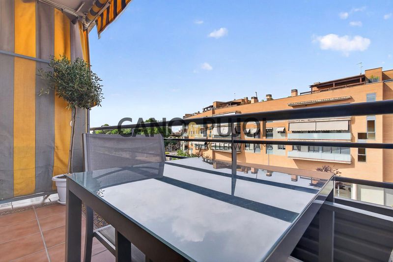 Foto e927f806-068a-45a1-b1a5-7c188ed547ed. Flat with heating parking in Polinyà