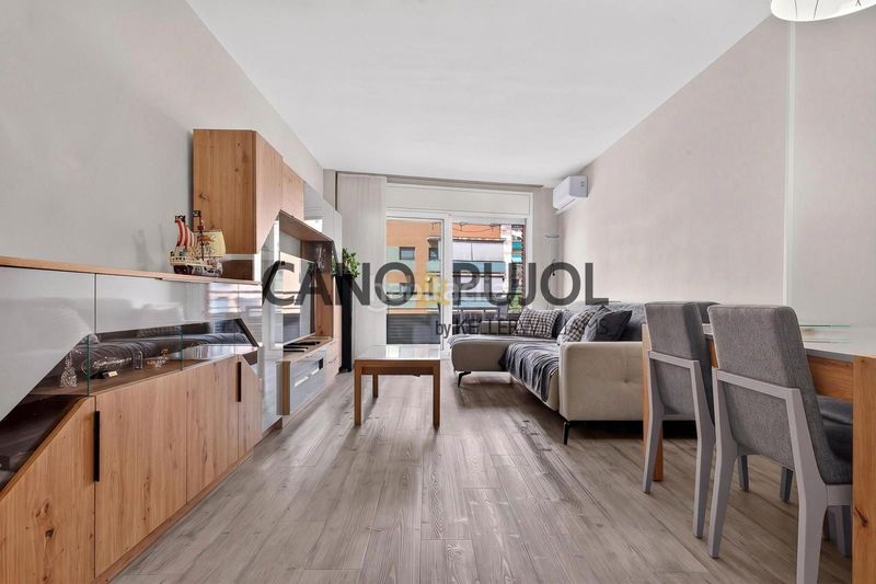 Foto fdb02e13-3a4b-468a-9cff-4ccecba7d9d1. Flat with heating parking in Polinyà