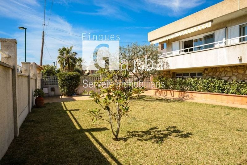 Foto 1483fa2c-f734-4674-a17a-1b80664302a1. Xalet amb calefacció aparcament piscina a Mas Mel Calafell