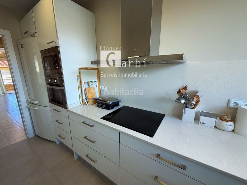 Foto c204897f-28f3-478c-9e76-f52665a42bfe. Àtic amb calefacció aparcament piscina a Bonavista Vendrell (El)