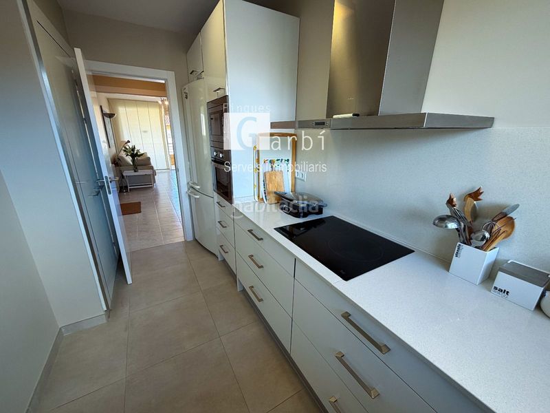 Foto f994704a-5403-4b77-b35c-64b18a0f9b8f. Àtic amb calefacció aparcament piscina a Bonavista Vendrell (El)