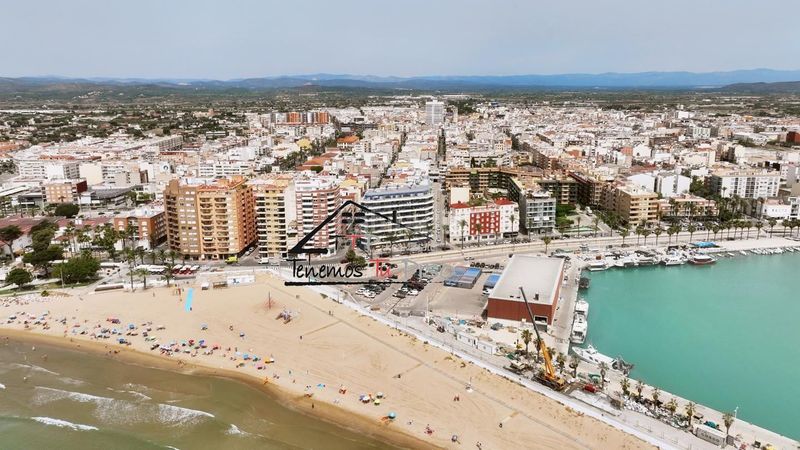Foto 64fa351e-b869-470c-8cf3-f6c068c4ee14. Piso tipo d 2 dormitorios esquinero vista frontal mar en Benicarló