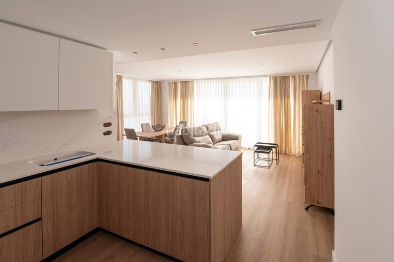 Foto ae5fc82b-8a8b-4350-9a53-01c805f31264. Flat in Casco Urbano Vinaròs