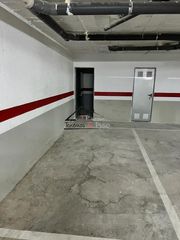 Posto auto  Carrer de blasco ibáñez. Plaza de garaje  trastero en venta
