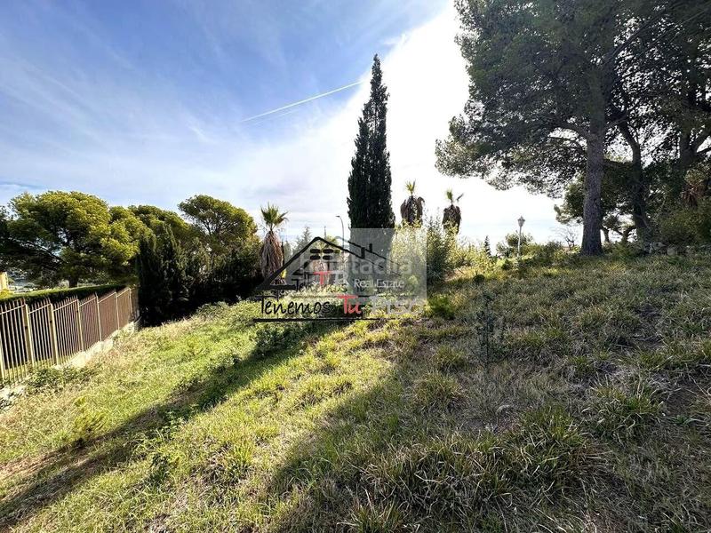 Foto e2a70452-2ce2-4157-9d8e-d2efe1fba15d. Terreny residencial a Centro-Casco Antiguo Peñíscola