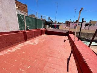 Xalet  Carrer de sant sebastià. Casa para reformar en benicarló
