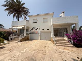 Maison jumelée à Calle de alena 5-7. 2 casas adosadas venta costa norte vinaros