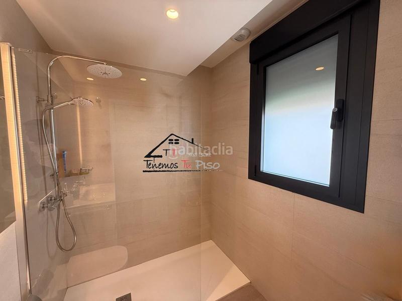 Foto 3060f572-9eda-4282-a431-08bada9c6ec2. Piso en calle de isabel mondéjar ayguals 10 vivienda exclusiva 3 dormitorios garaje trastero planta 14 altura atenea premium en Vinaròs