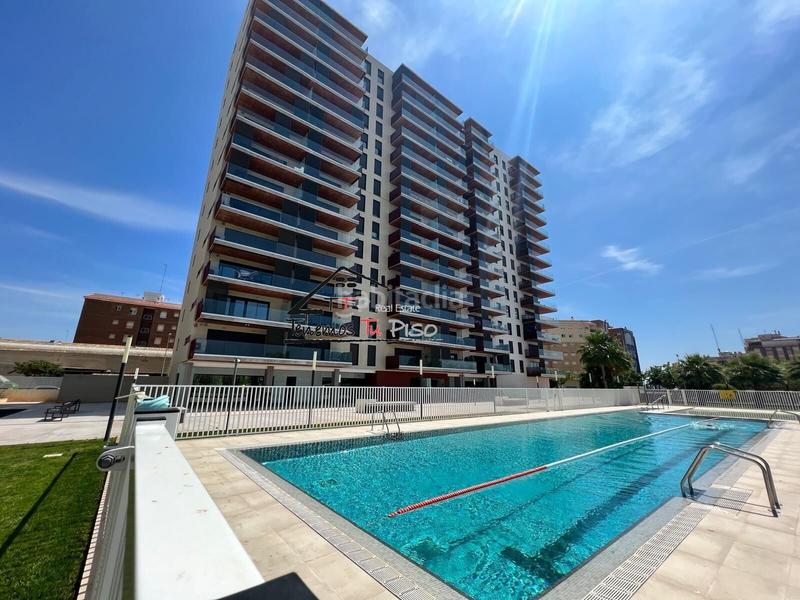 Foto 36adb379-4d4b-4b39-b886-eabc35c9090d. Piso en calle de isabel mondéjar ayguals 10 vivienda exclusiva 3 dormitorios garaje trastero planta 14 altura atenea premium en Vinaròs