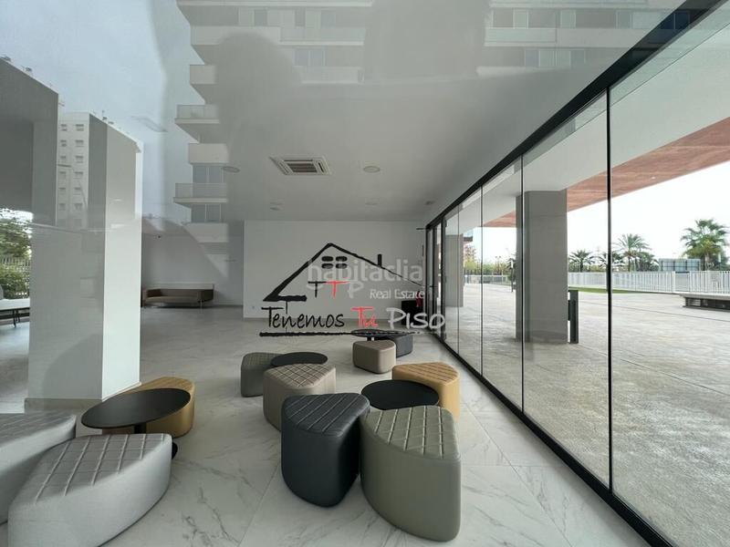 Foto 78eddaab-5919-4202-bd04-865d0c85791d. Piso en calle de isabel mondéjar ayguals 10 vivienda exclusiva 3 dormitorios garaje trastero planta 14 altura atenea premium en Vinaròs