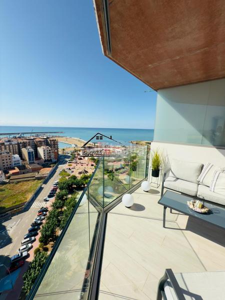 Foto aaa61455-d953-4790-9a3f-a936999ee84f. Piso en calle de isabel mondéjar ayguals 10 vivienda exclusiva 3 dormitorios garaje trastero planta 14 altura atenea premium en Vinaròs