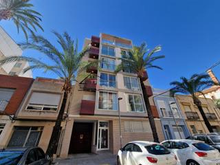 Miete Etagenwohnung  Calle crist de la mar. Acogedor piso en alquiler en el corazón de benicarló