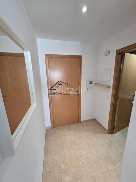 Foto 2b753ed6-40c2-40cc-8b14-3d3d1579ff96. Alquiler estudio moderno estudio en el corazón en Benicarló