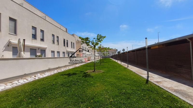 Foto 1fc6670b-00eb-4799-99f9-fc29491f0bf6. Apartament amb aparcament piscina a Papa Luna - Platja del Gurugú Benicarló