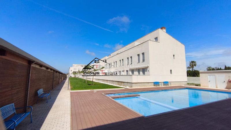 Foto 2eb4fe49-7dcc-4f9b-866e-78be4066f546. Apartament amb aparcament piscina a Papa Luna - Platja del Gurugú Benicarló