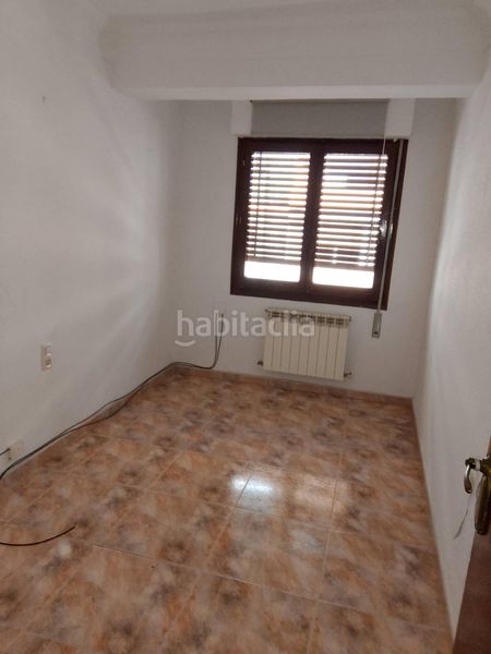 Foto b0da4556-bfc1-457f-9d31-47565e6fd830. Pis amb calefacció a Ciudad Jardín - Parque Roma Zaragoza