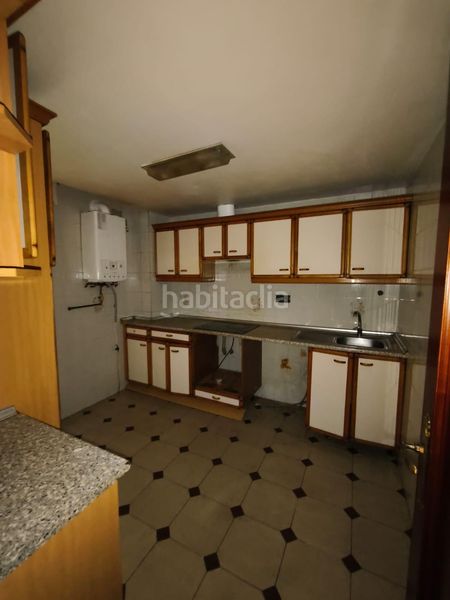 Foto 4235eb10-c63c-4bb0-8c0e-ddbdfb2676e3. Pis amb calefacció aparcament a La Bozada - Parque Delicias Zaragoza