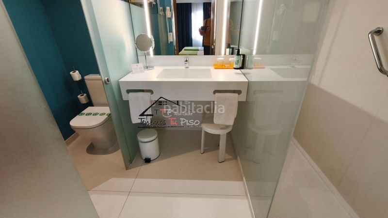 Foto a6e83d62-5c62-4ab5-b2d3-8b0f2b7ae565. Apartament amb piscina a Playa Norte Peñíscola