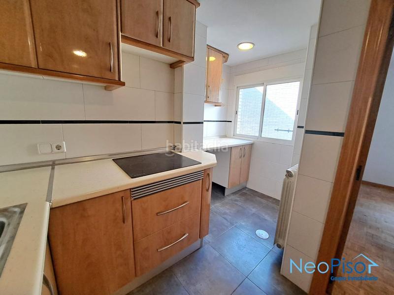 Foto fa19fac7-1a2b-45fc-b090-19106f3832f0. Pis amb piscina a Valderas-Los Castillos Alcorcón