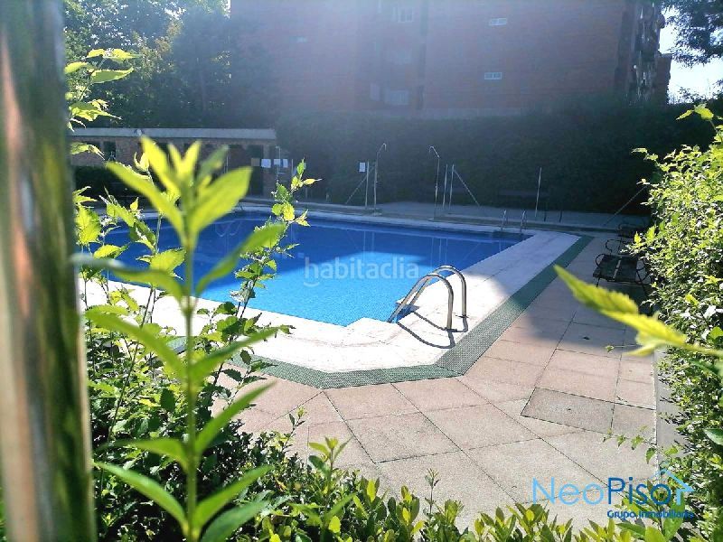 Foto f607f694-0247-4772-963b-016508bb6c69. Pis amb piscina a Valderas-Los Castillos Alcorcón