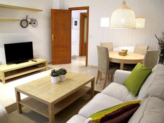 Location Appartement à Calle almona de san juan de dios 7. A 15 metros de hacienda,con todos los servicios disponibles a me