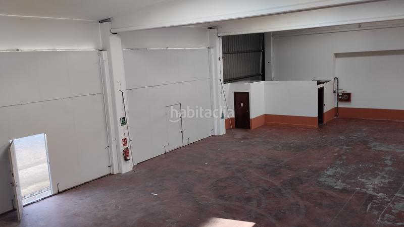 Foto 089b2f14-203b-44bb-913f-e7592691ca6e. Affitto capannone industriale in Lavadores Vigo