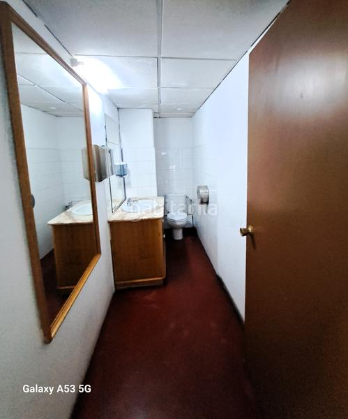 Foto ab9a309c-49aa-4a6e-b80e-be12d4070520. Location bâtiment à usage industriel dans Lavadores Vigo