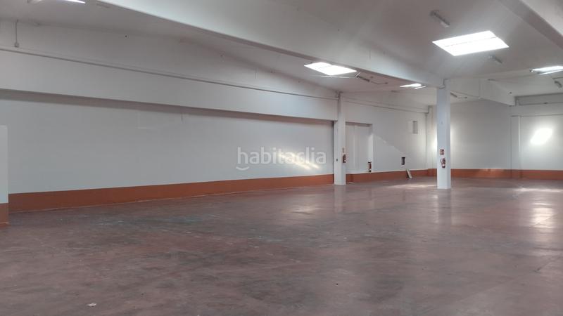 Foto f56f71b6-258e-415a-ace5-2c4ffd24a3f3. Miete fabrikhalle in Lavadores Vigo