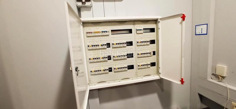 Foto b5941ea0-b9fb-4740-bd53-77eedce782a6. Alquiler local comercial local en la calle del príncipe (galerias) en Vigo