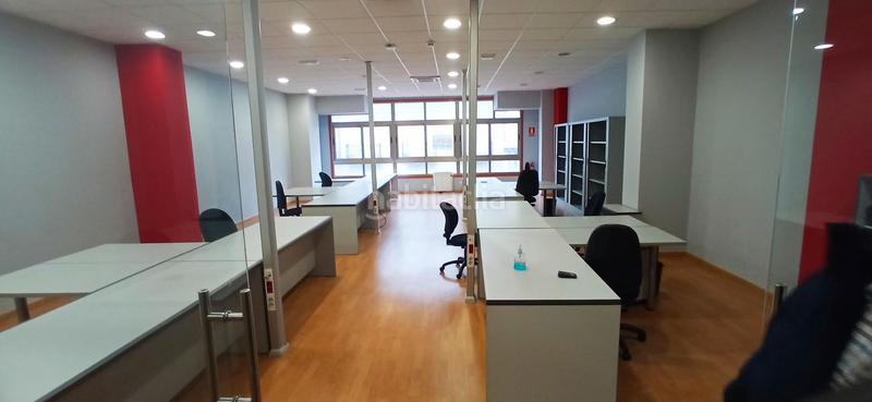 Foto 8c3a6548-76b2-44e4-96dc-cfb8e4f6e718. Lloguer local comercial a Centro - Areal Vigo