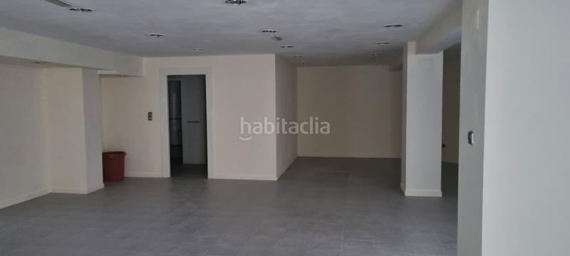 Foto 2ef642e7-cb53-47ee-918f-b43672a26b76. Rent business premise with heating in Plaza Independencia Vigo