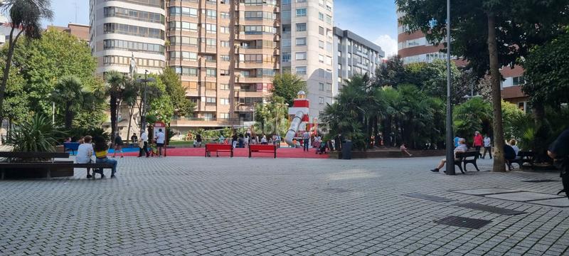 Foto 0395f91a-aa16-4c41-92c8-addabdd1bd92. Alquiler local comercial en Plaza Independencia Vigo