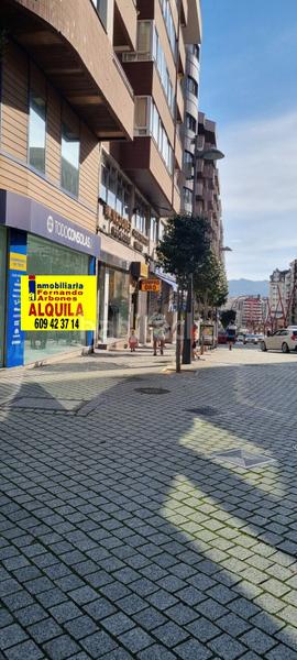 Foto 32b35dfd-df1b-42aa-9203-a5f330765fee. Alquiler local comercial en Plaza Independencia Vigo