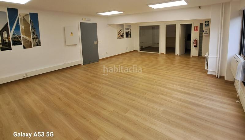 Foto 80edae8c-a9d0-4569-8c73-aa458745f562. Alquiler oficina en Centro - Areal Vigo