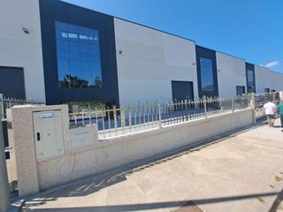 Fabrikhalle in Porriño (O)