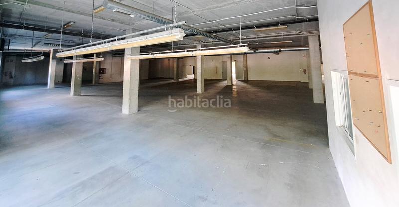 Foto d018b5ee-a1c0-4feb-a3a8-4cc8de23ff09. Location bâtiment à usage industriel dans Valadares - Beade Vigo